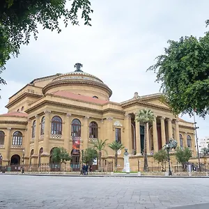 Alojamento de Acomodação e Pequeno-almoço Into Vicino Al Teatro Massimo